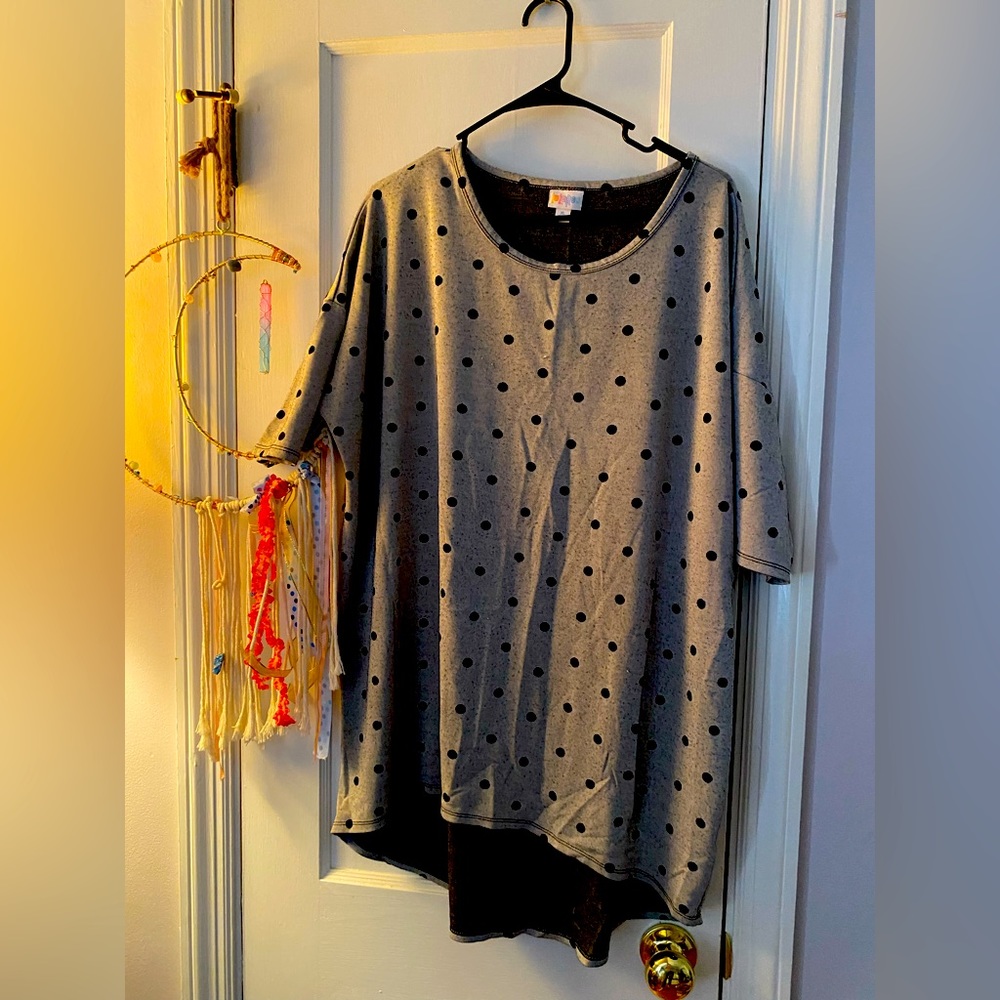 Lularoe top